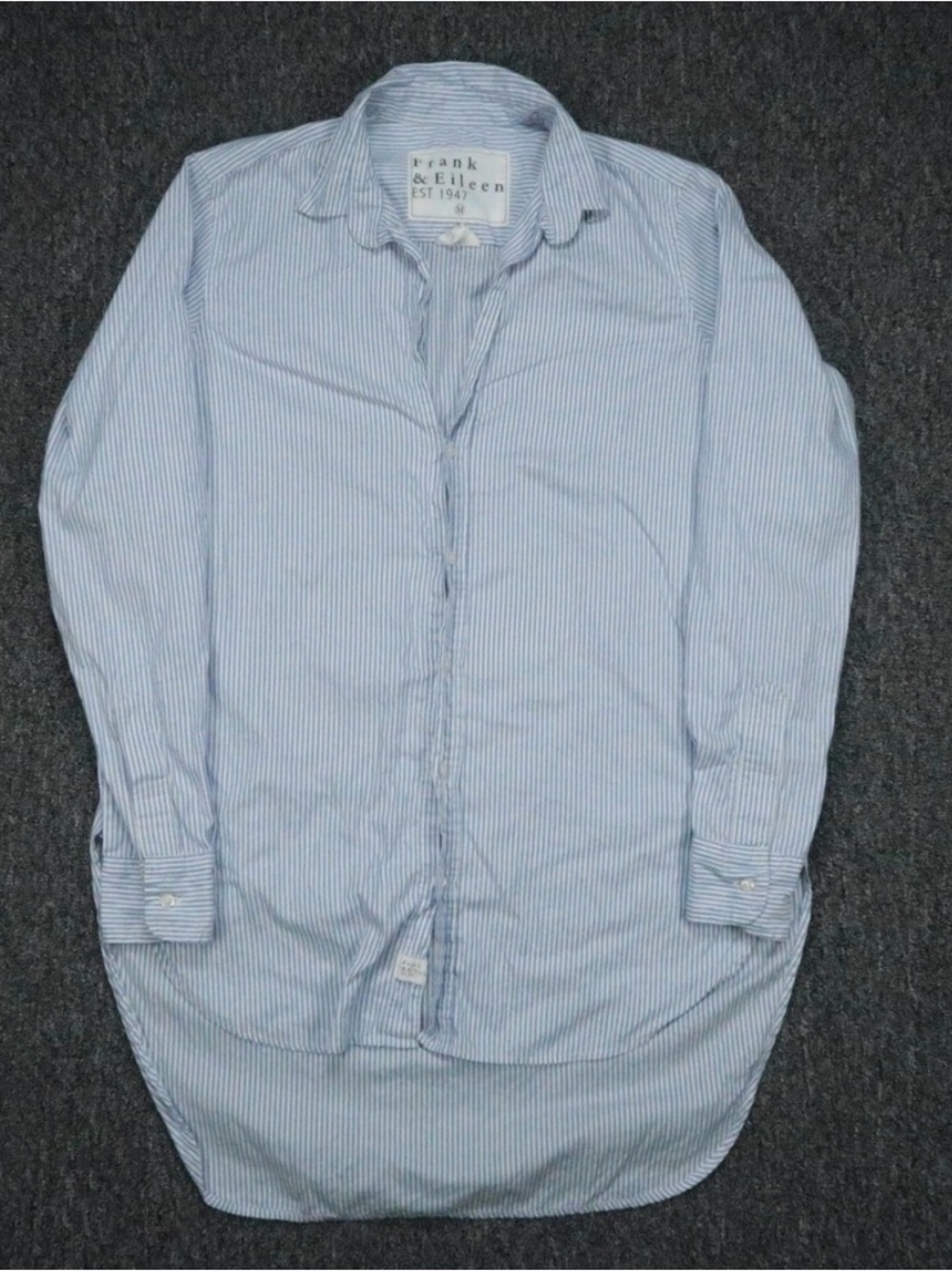 Frank & Eileen Grayson Button-Up Shirt Medium Blue White Stripe Cotton